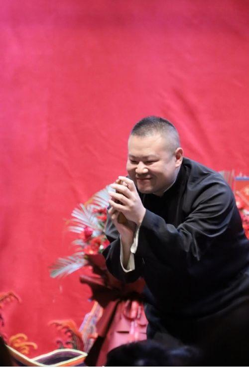 德云社散场背景音乐,唤醒笑与泪的共鸣