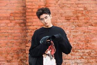 张云龙裸身无内裤照片